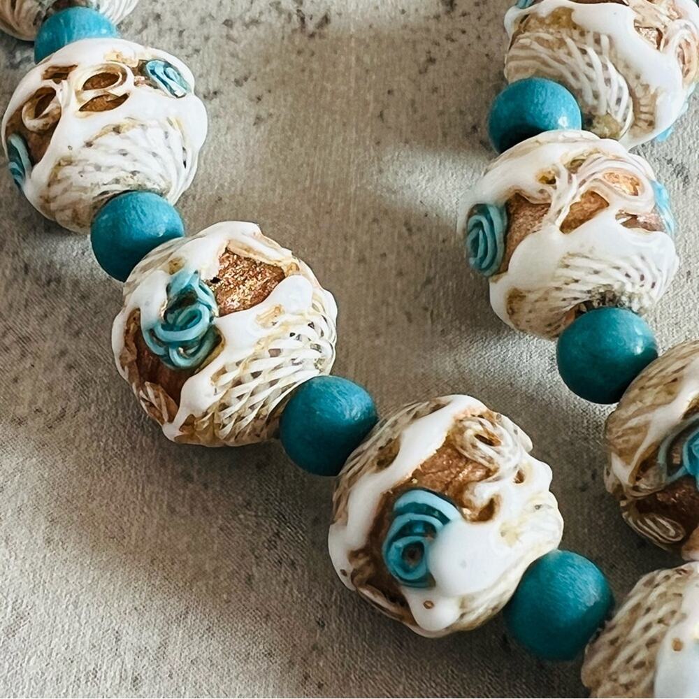 Vintage/Antique Murano Venetian Latticino Wedding Cake Necklace 16.5in. - Picture 14 of 16